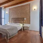 Guesthost - Duplex Charming La Farnia