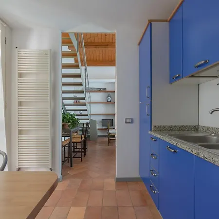 Apartman Duplex Charming La Farnia *