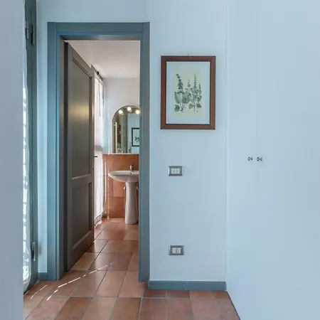 Guesthost - Duplex Charming La Farnia * Francolino