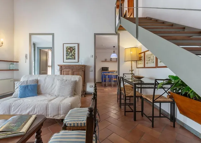Guesthost - Duplex Charming La Farnia Апартаменты *