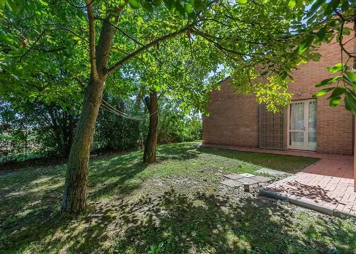 Guesthost - Duplex Charming La Farnia *